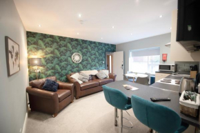 Stamford 3 Bed Apartment, Central, Quiet